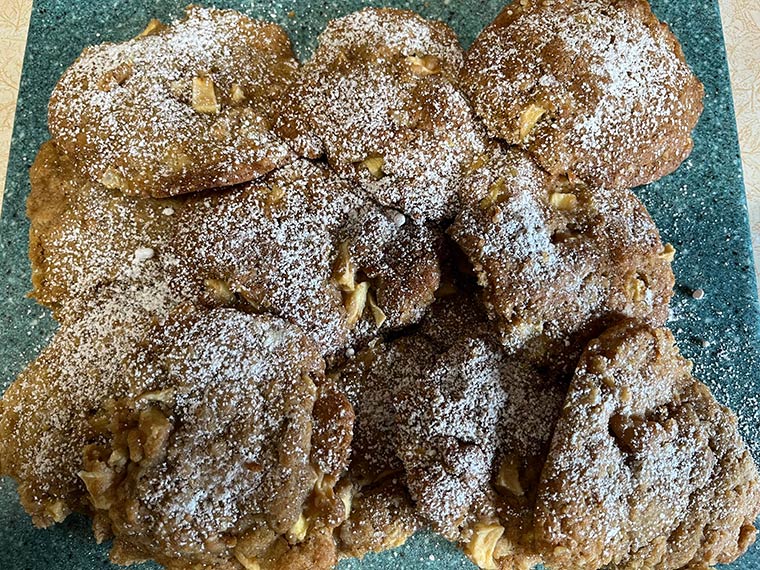 Photo of maple apple cookies